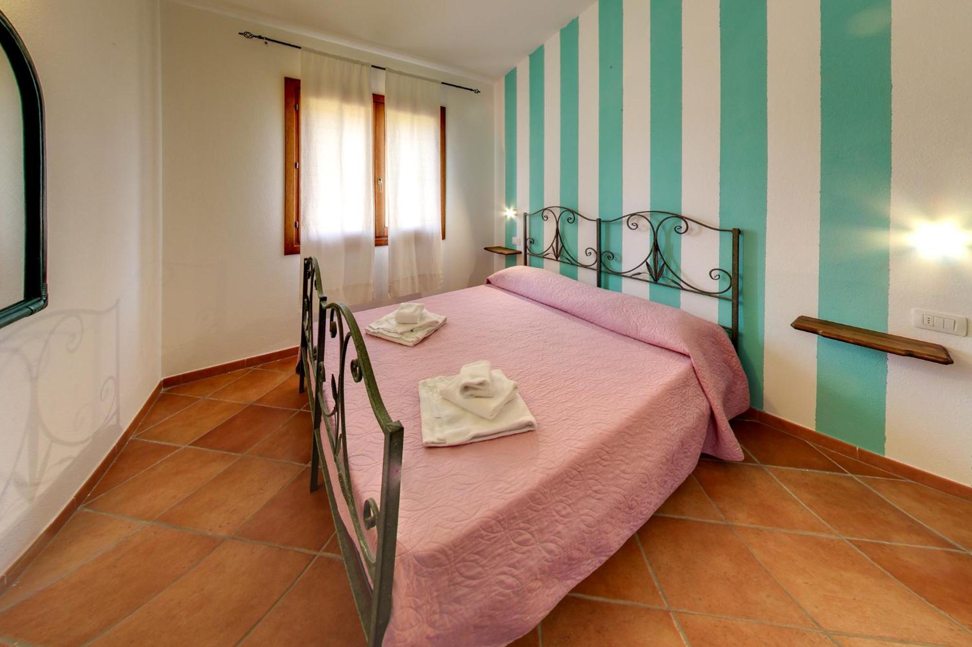 Residence Olimpo Santa Teresa Gallura Exterior photo